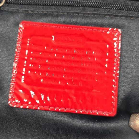 Coach RARE Limited Edition Poppy Patent with Flower Large Tote - Picture 14 of 16